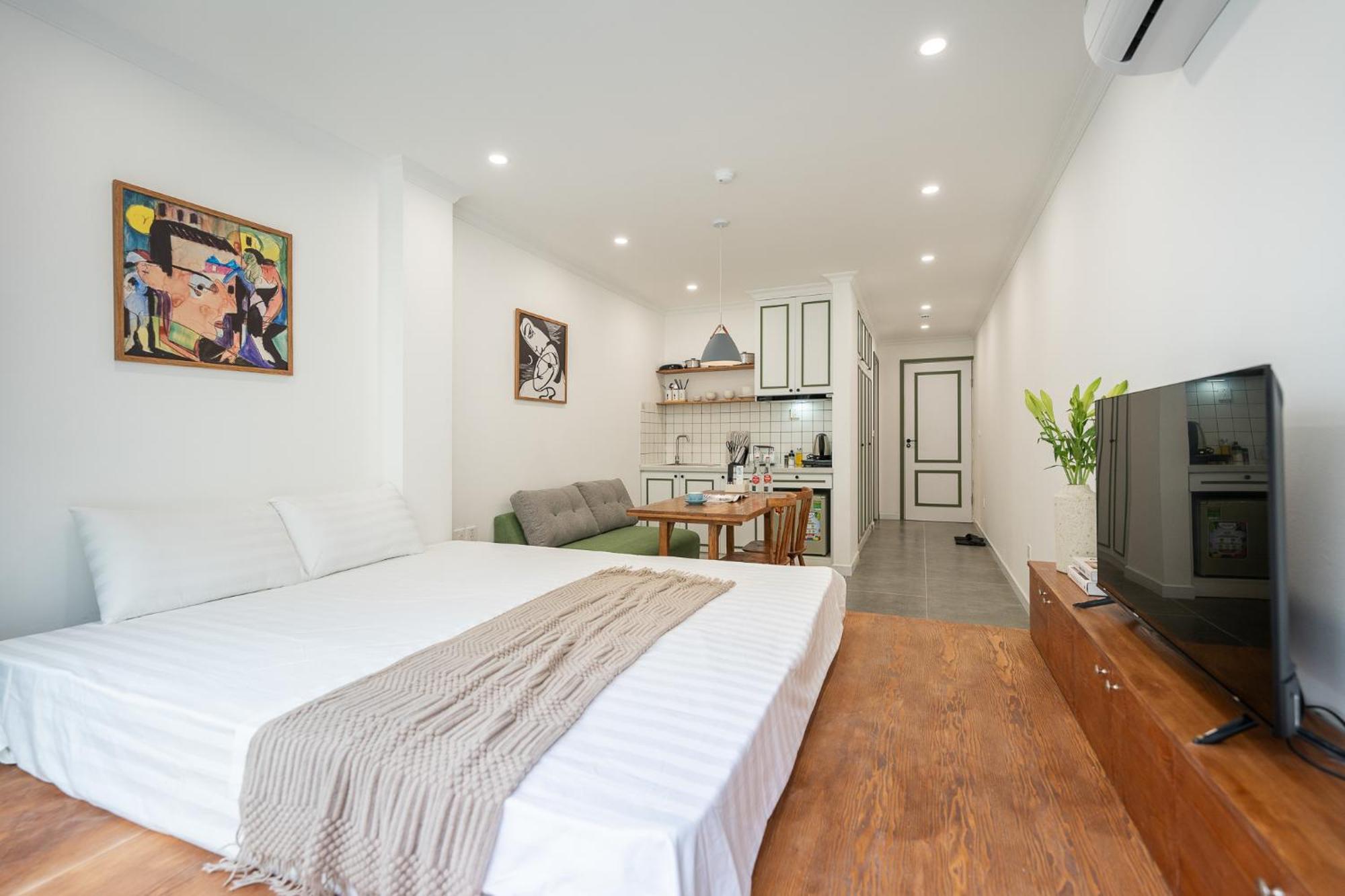 Location/Big Group/Private Villa With Pool And Kitchen Hanoj Exteriér fotografie