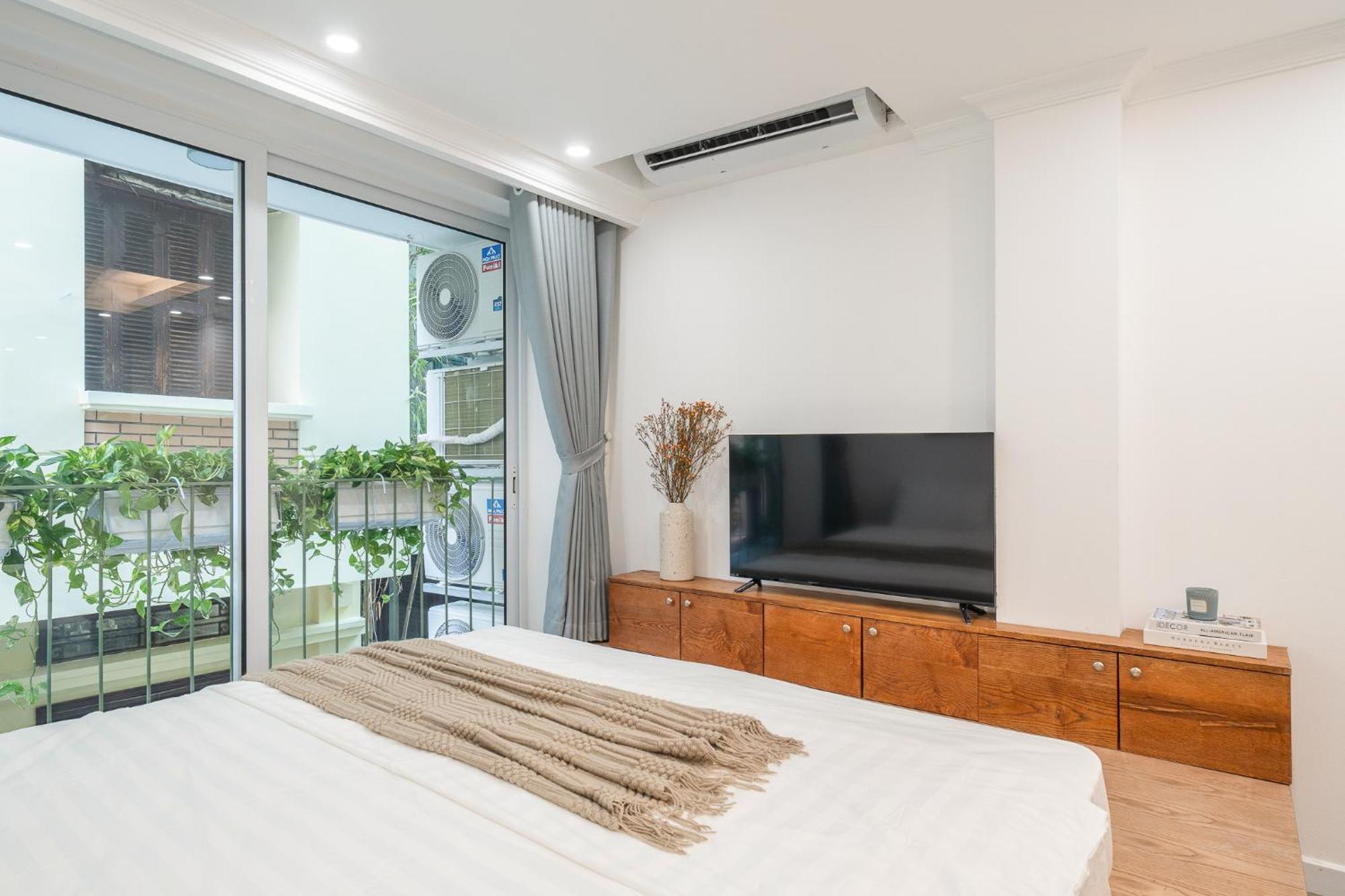 Location/Big Group/Private Villa With Pool And Kitchen Hanoj Exteriér fotografie